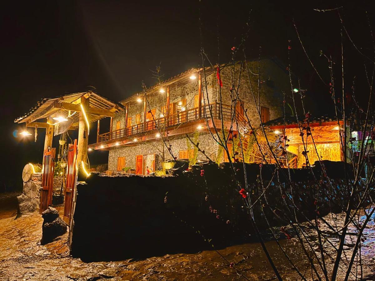 Tay Homestay Lang Da Co Khuoi Ky- Ban Gioc 까오방 외부 사진