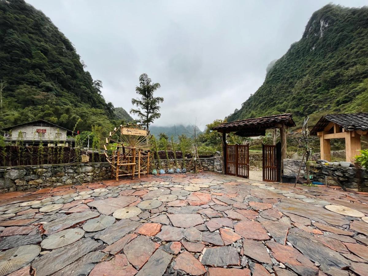 Tay Homestay Lang Da Co Khuoi Ky- Ban Gioc 까오방 외부 사진