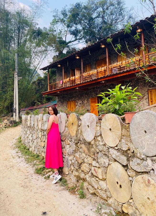 Tay Homestay Lang Da Co Khuoi Ky- Ban Gioc 까오방 외부 사진