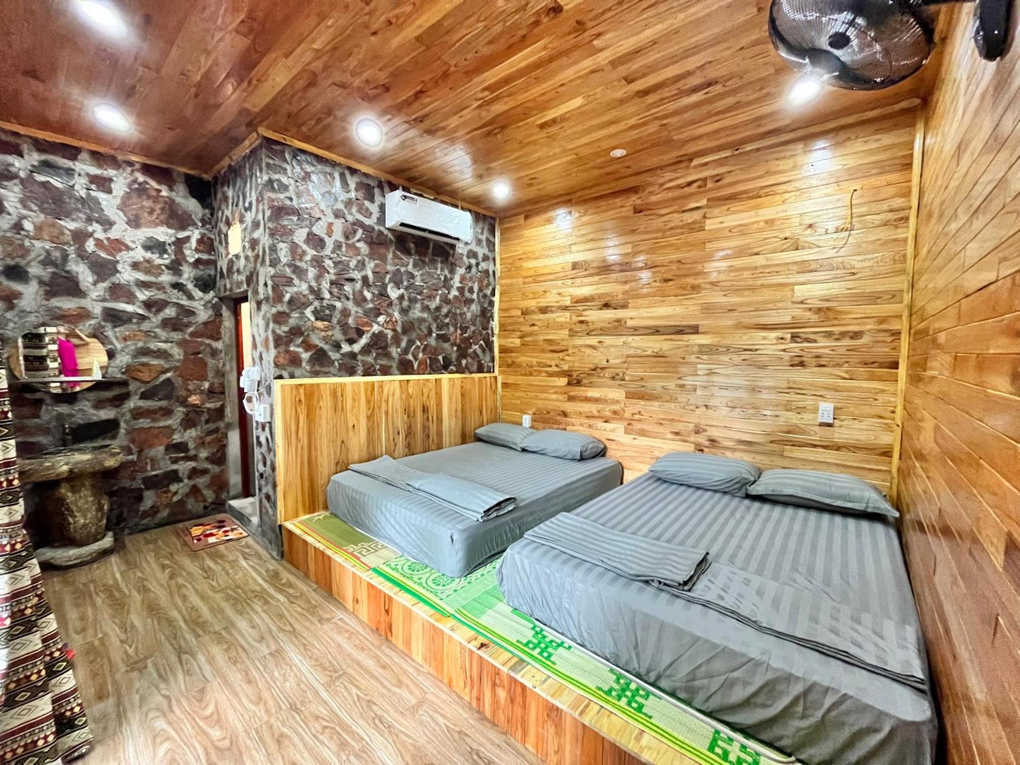 Tay Homestay Lang Da Co Khuoi Ky- Ban Gioc 까오방 외부 사진